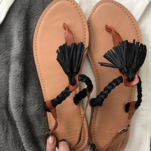 Hollister Sandal size 9.